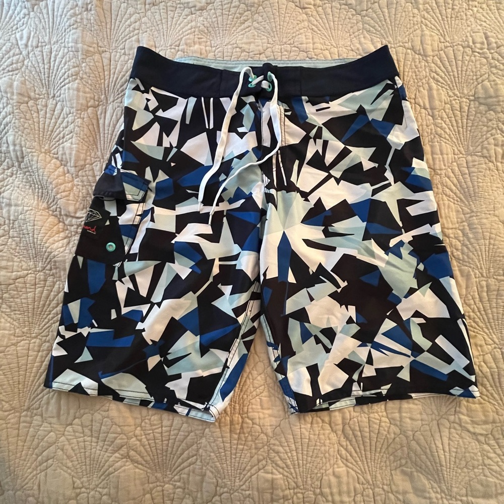 diamond supply co swimming shorts